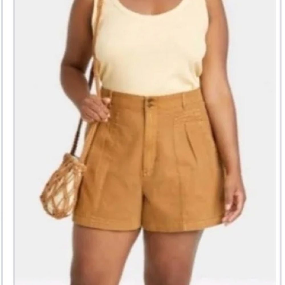 Universal Thread High Rise A-Line Pleated Jean shorts